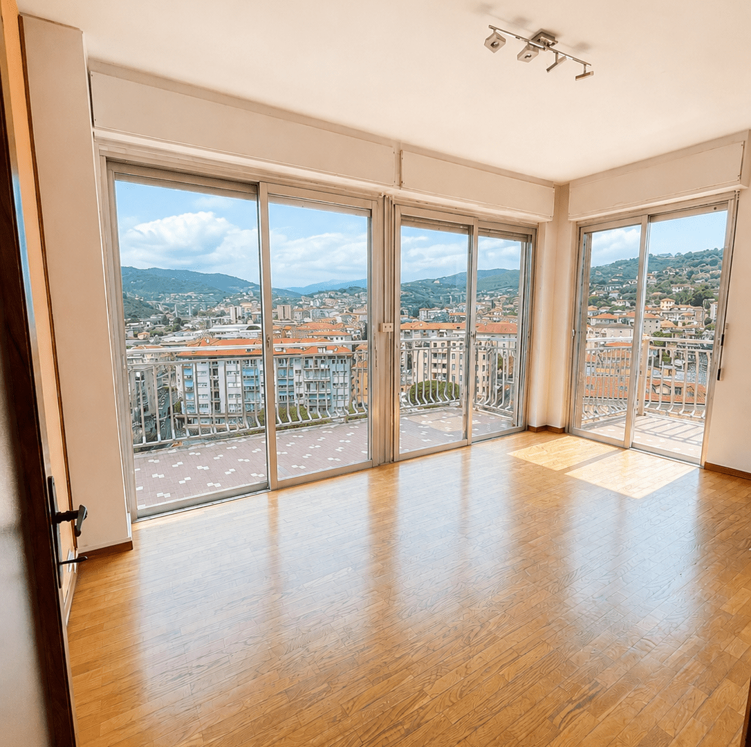 Prestigio e Funzionalità: Ufficio Panoramico nel Grattacielo